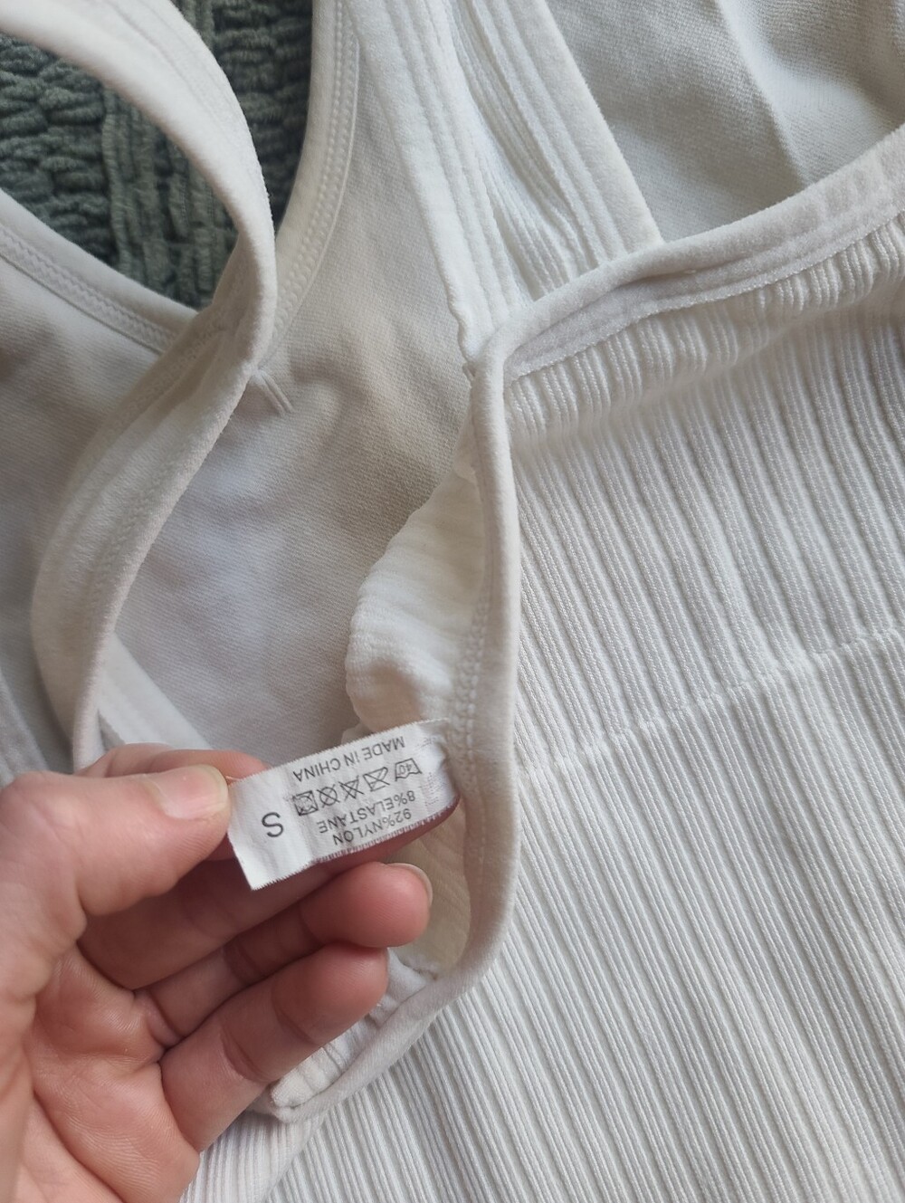 White Ribbed Athletic Tank - Picture 4 of 5